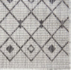 Unique Loom Outdoor Trellis Collection Area Rug - Tribal Trellis (7' 10" Square, Gray/ Black)