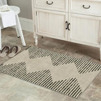 HelloTree 2x3 Entryway Rug, Indoor Small Machine Washable Area Rug Non Slip Backing Home Decor Floor Decoration Mat Boho Rugs for Entrance Kids Room Bedside Bedroom Stain Resistant Carpet-Cream