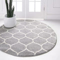 Rugs.com Lattice Frieze Collection Rug – 7' Round Light Gray Medium Rug Perfect for Kitchens, Dining Rooms