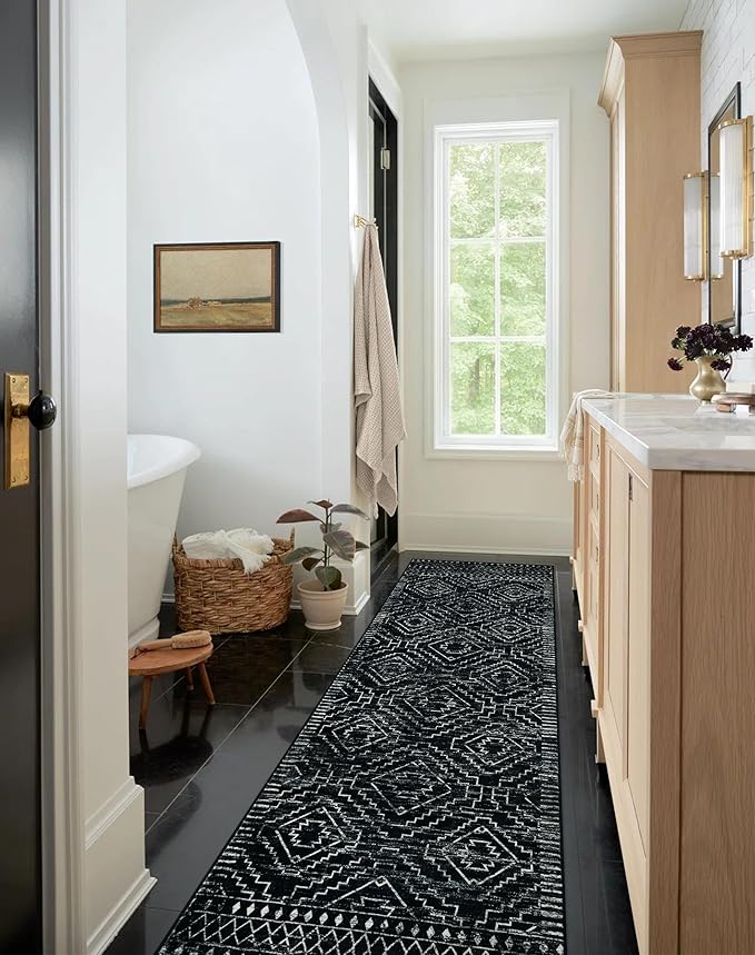 Wonnitar Washable Runner Rugs for Hallway 2'6"x10', Moroccan Non-Slip Black Long Kitchen Runner, Low Pile Boho Soft Carpet Runner for Entrance Living Room Entryway Bedroom (Black,2'6"x10')