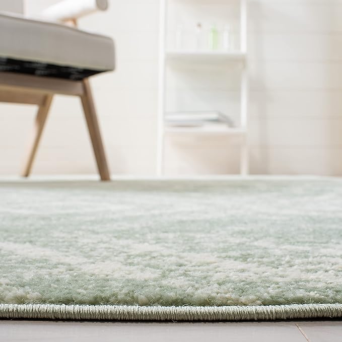 SAFAVIEH Adirondack Collection Area Rug - 5'1" x 7'6", Green & Ivory, Modern Diamond Distressed Design, Non-Shedding & Easy Care, Ideal for High Traffic Areas in Living Room, Bedroom (ADR131Y)