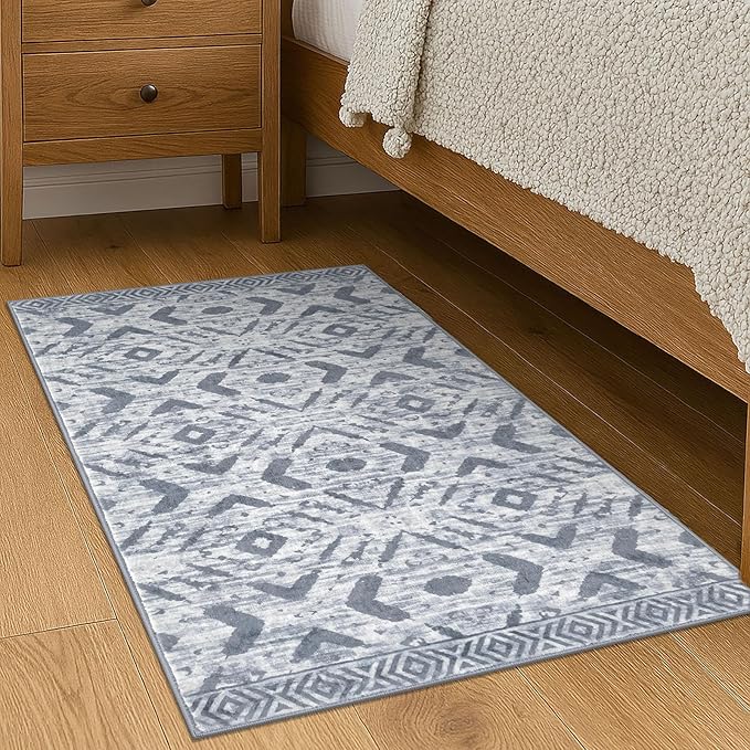 KILOCOCO Boho Entryway Rug 2x3 Printed Small Area Rug Indoor Door Mat Machine Washable Kitchen Rugs Super Soft Non Slip Throw Rugs for Bedroom Entrance Geometric Laundry Room, Gray/White