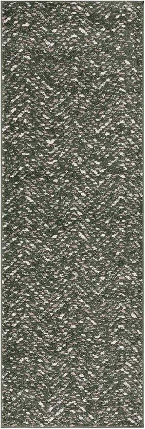 SAFAVIEH Adirondack Collection Runner Rug - 2'6" x 8', Green & Ivory, Geometric Design, Ideal for High Traffic Areas in Entryway, Kitchen & Bathroom (ADR104Y-28)