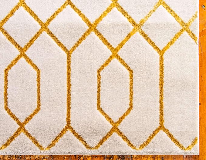 Unique Loom Marilyn Monroe Glam Collection Area Rug - Trellis (7' 10' x 10' Rectangle, White Gold/ Gold)