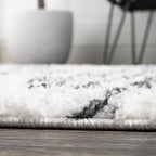 JONATHAN Y Elm Diamond Stripe Shag White/Gray Runner Rug, 2x8, Geometric, Bohemian, Contemporary, Easy-Cleaning for Living Room, Bedroom, Kitchen, Pet Friendly, Non-Shedding (MOH408A-28)