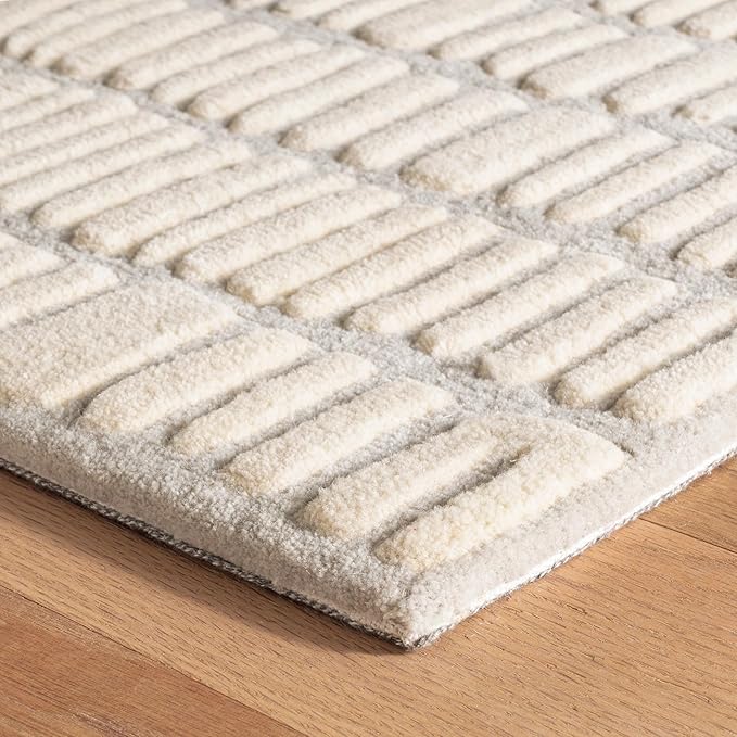 Dash & Albert Roark Ivory Hand Tufted Wool Rug, 2.5 X 8 Feet, Grey/Ivory Geometric Pattern