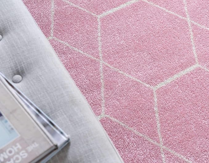 Unique Loom Trellis Frieze Collection Area Rug - Geometric (7' Square, Light Pink/ Ivory)