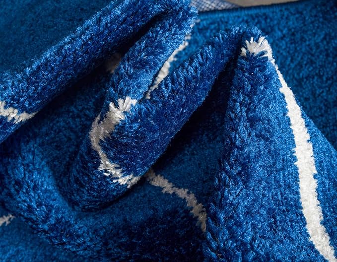 Unique Loom Trellis Frieze Collection Area Rug - Geometric (8' Round, Navy Blue/ Ivory)