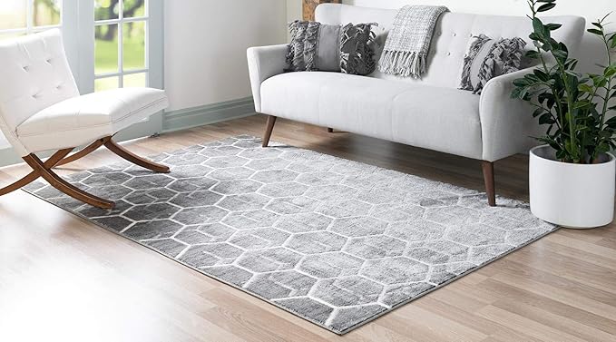 Rugs.com Lattice Trellis Collection Rug – 6' x 9' Gray Low-Pile Rug Perfect for Living Rooms, Large Dining Rooms, Open Floorplans