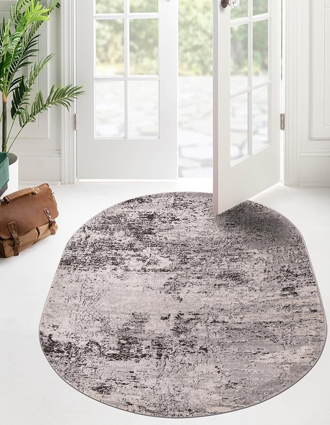 Rugs.com Leipzig Collection Rug – 5x8 Oval Gray Low-Pile Rug Perfect for Living Rooms, Large Dining Rooms, Open Floorplans