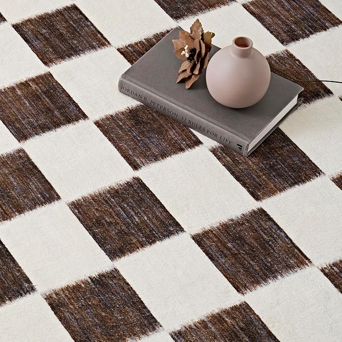 EVERGRACE Checkered Plaid Area Rug 5x7, Soft Fuzzy Faux Wool Rugs Washable Anti Slip Rugs Large Rug for Entryway Bedroom Living Room Hallway Kitchen Dining Room and Laundry Room, Dark Brown and White