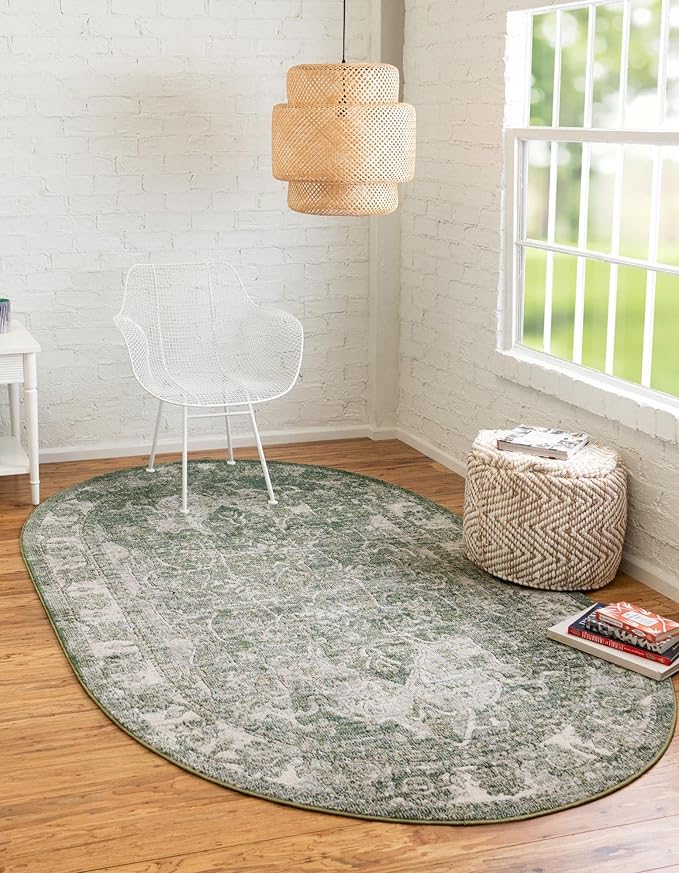 Unique Loom Isabella Collection Area Rug - Adjani (5' 1" x 8' Oval, Green/ Ivory)