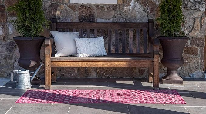 Unique Loom Outdoor Trellis Collection Area Rug - Tribal Trellis (2' x 6' 1" Runner, Fuschia/ Gray)