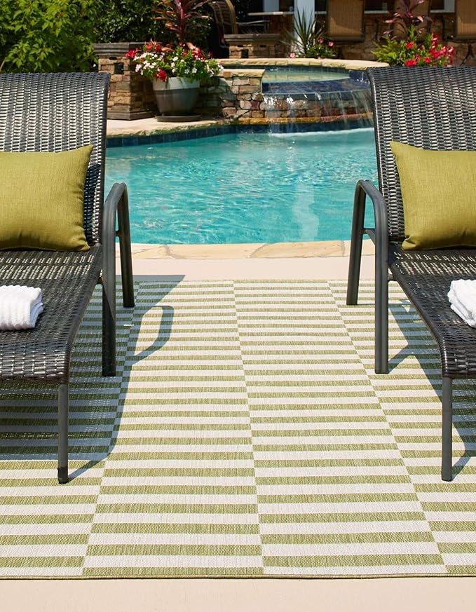 Unique Loom Outdoor Striped Collection Area Rug - Striped (7' 10" x 10' Rectangle Green/Ivory)