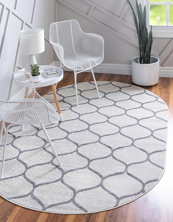 Rugs.com Lattice Frieze Collection Rug – 4' x 6' Oval Ivory Medium Rug Perfect for Living Rooms, Large Dining Rooms, Open Floorplans