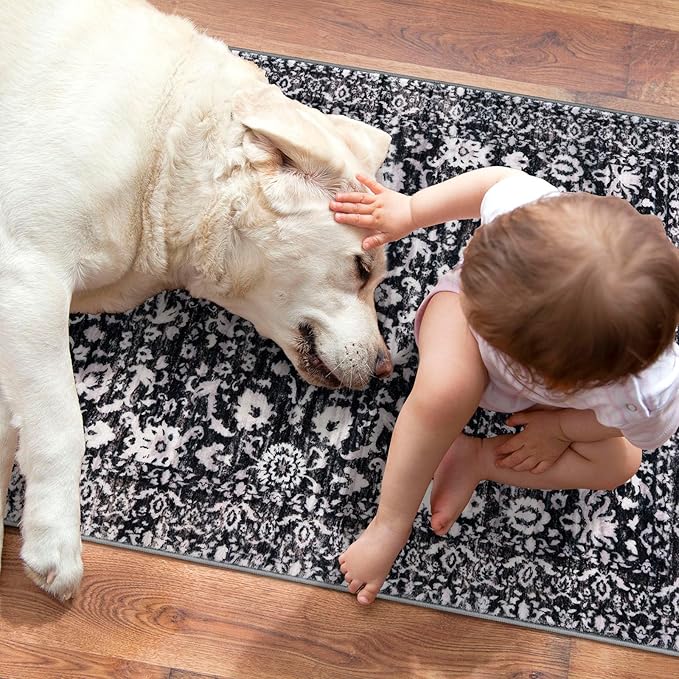 Hallway Runner Rug, Black and White Washable Runner Rug 2x8 Vintage Floral Kitchen Rug Runner Non Slip Boho Thin Printed Faux Wool Super Soft Carpet for Entryway Bedroom Laundry Room Indoor