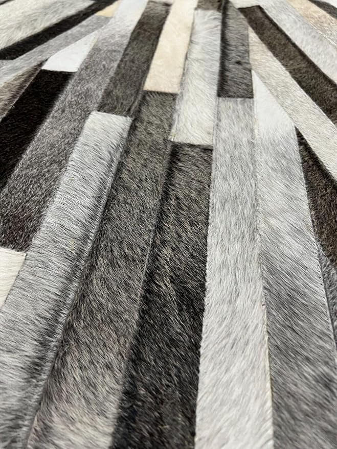 Faux Cowhide Round Area Rug | Non-Slip Leather Floor Carpet for Living Room, Bedroom, and Home Décor | Modern Stylish Accent Rug(Grey_4x4)
