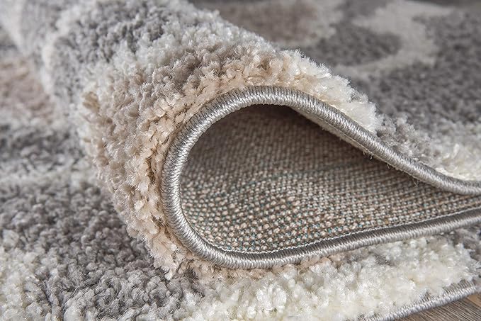 Rugshop Cozy Moroccan Trellis Indoor Shag Round Area Rug 6'6" Gray/Cream (6'6" Diameter)
