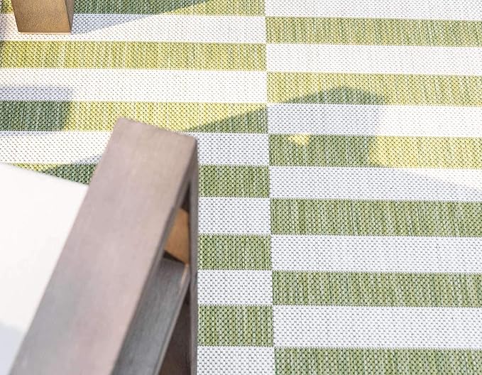 Unique Loom Outdoor Striped Collection Area Rug - Striped (5' 1" x 8' Rectangle, Green/Ivory)