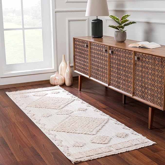 Hauteloom Rosales Farmhouse Living Room Bedroom Modern Moroccan Medallion Area Rug - Soft Shaggy High Low Carpet - High Pile - Bohemian, Boho - White, Beige, Cream - 7'10" x 10'