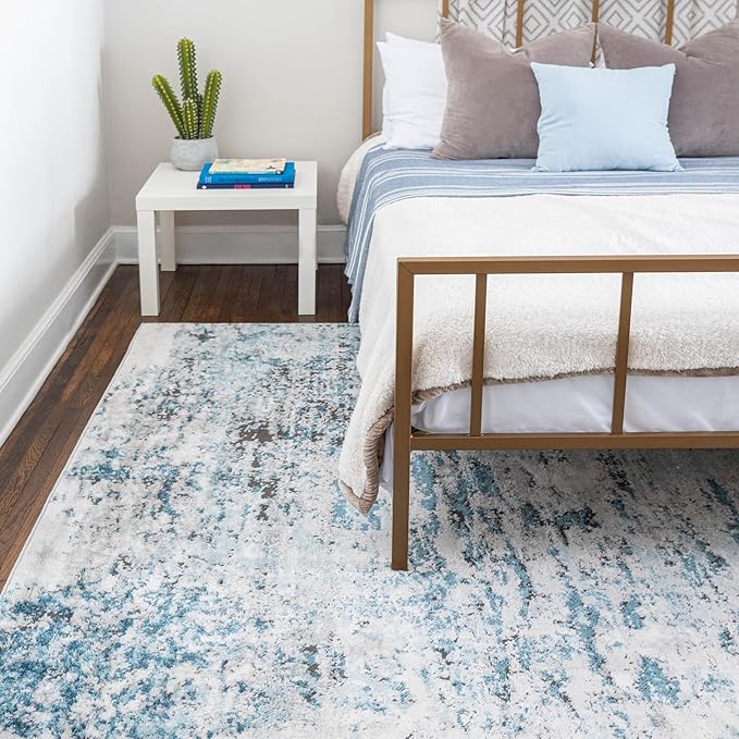 Rugs.com Leipzig Collection Rug – 3x5 Blue Low-Pile Rug Perfect for Entryways, Kitchens, Breakfast Nooks, Accent Pieces