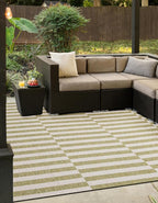 Unique Loom Outdoor Striped Collection Area Rug - Striped (5' 1" Square Green/Ivory)