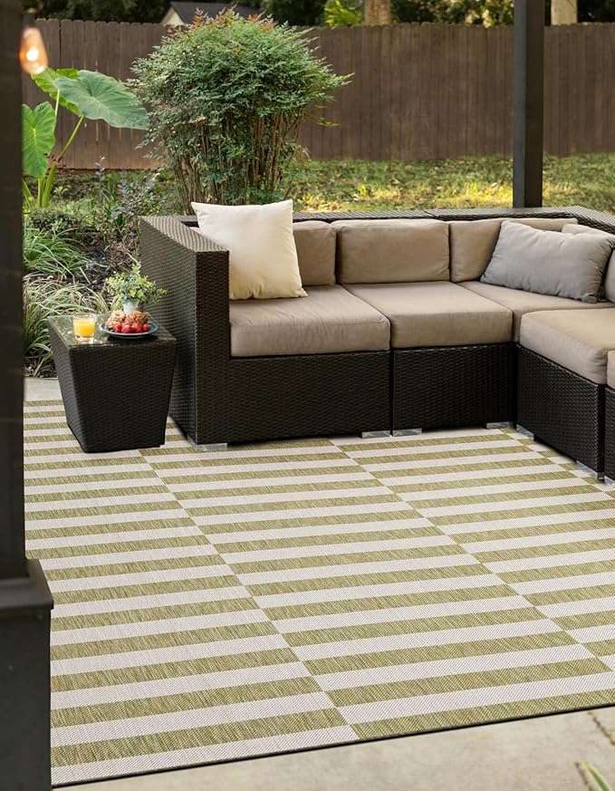 Unique Loom Outdoor Striped Collection Area Rug - Striped (7' 10" Square Green/Ivory)