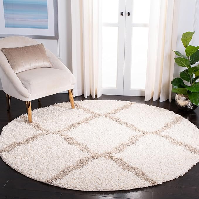 SAFAVIEH Dallas Shag Collection Area Rug - 6' Round, Ivory & Beige, Trellis Design, Non-Shedding & Easy Care, 1.5-inch Thick Ideal for High Traffic Areas in Living Room, Bedroom (SGD257B)