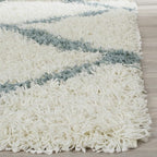SAFAVIEH Dallas Shag Collection Area Rug - 6' Square, Ivory & Light Blue, Trellis Design, Non-Shedding & Easy Care, 1.5-inch Thick Ideal for High Traffic Areas in Living Room, Bedroom (SGD257J)