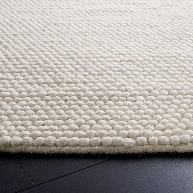 SAFAVIEH Natura Collection Area Rug - 8' Round, Ivory, Handmade Wool Blend, Textured Design, Ideal for Living Room, Bedroom, Dining Space (NAT620A)