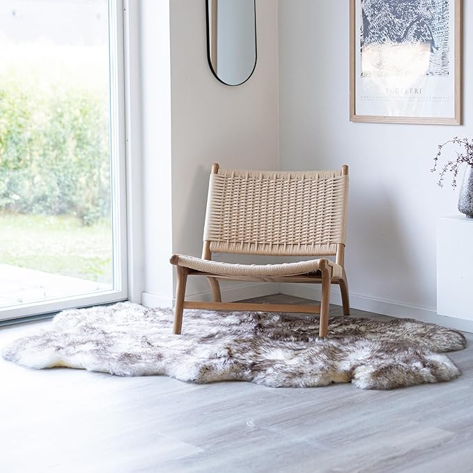 Real Sheepskin Rug 4x6 ft | Sheepskin Rugs for Living Room and Sofa | Bedside Rugs for Bedrooms | Large Fluffy Rug is Breathable & Heat-regulating in Color Snow Peak