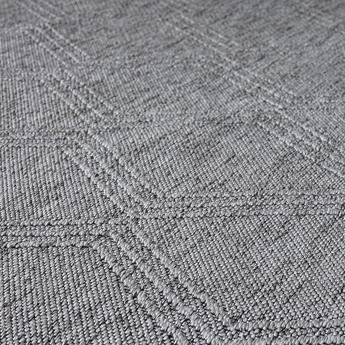 LUXE WEAVERS Modern Farmhouse Gray 9x12 Washable Area Rug, Anti-Slip Diamond Pattern Carpet