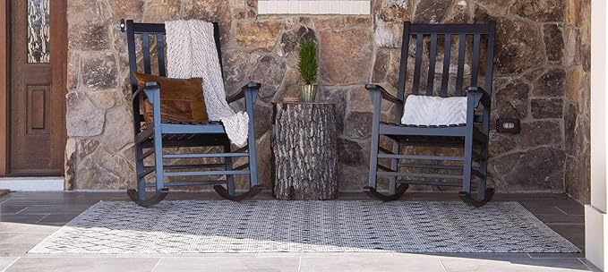 Unique Loom Outdoor Trellis Collection Area Rug - Tribal Trellis (4' 1" x 6' 1" Rectangle, Gray/ Black)