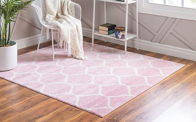 Rugs.com Lattice Frieze Collection Rug – 4' Square Light Pink Medium Rug Perfect for Living Rooms, Kitchens, Entryways
