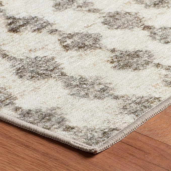 Dash & Albert Izzy Grey Machine Washable Rug, 6 X 9 Feet, Grey Graphic Pattern