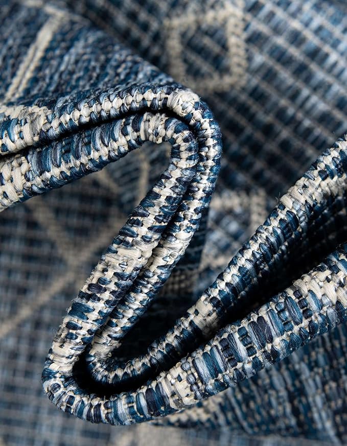Unique Loom Outdoor Trellis Collection Area Rug - Tribal Trellis (7' 1" Octagon, Blue/ Ivory)