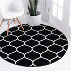 Rugs.com Lattice Frieze Collection Rug – 8' Round Black Medium Rug Perfect for Kitchens, Dining Rooms