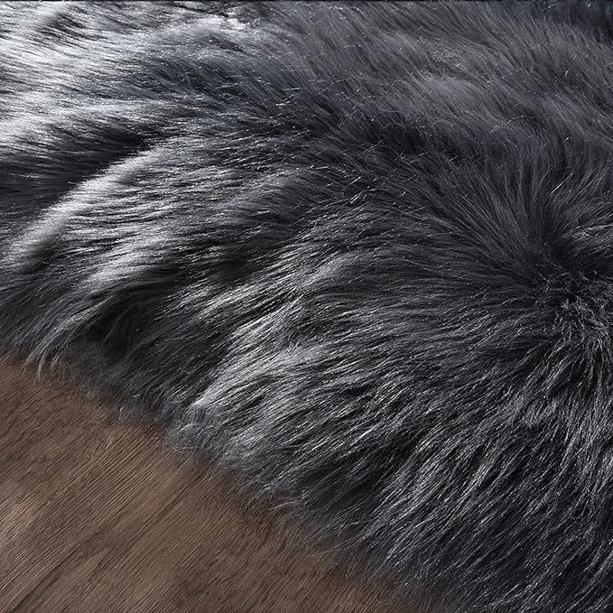 Latepis Dark Grey Round Rugs 4ft Circle Faux Fur Rug Washable Fluffy Furry Boho Rug Sheep Skin Rugs for Bedroom Room Decor