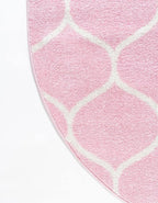 Rugs.com Lattice Frieze Collection Rug – 4' x 6' Oval Light Pink Medium Rug Perfect for Living Rooms, Large Dining Rooms, Open Floorplans