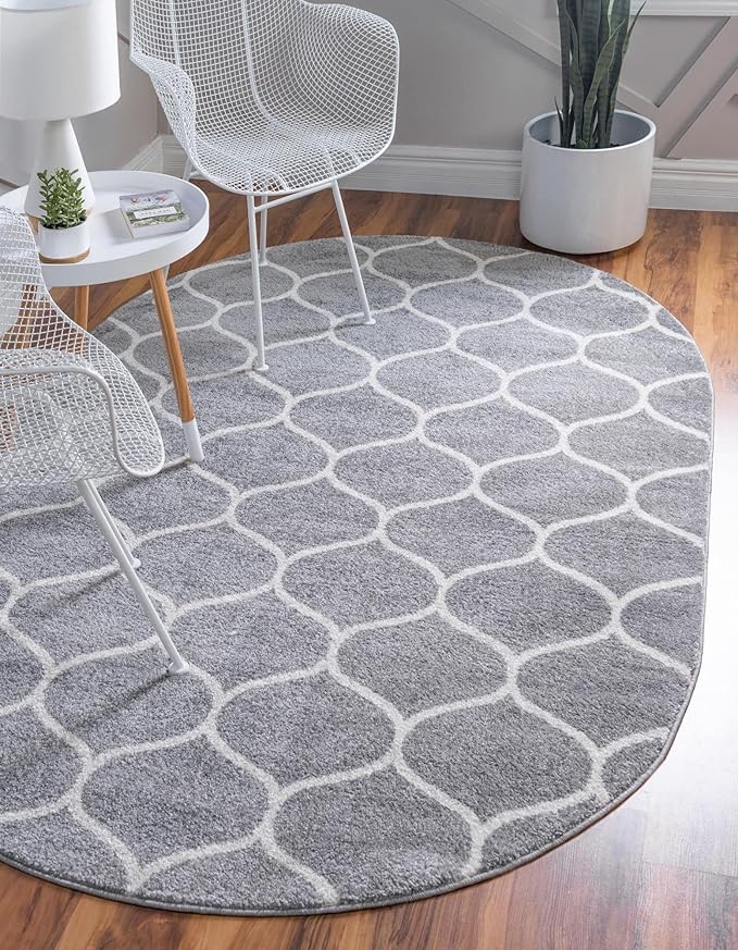 Rugs.com Lattice Frieze Collection Rug – 5' x 8' Oval Light Gray Medium Rug Perfect for Living Rooms, Large Dining Rooms, Open Floorplans