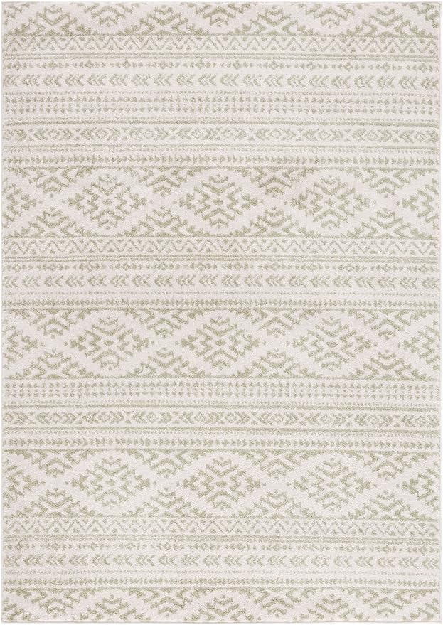 SAFAVIEH Area Rug 6x9 - Tulum Collection - Ivory & Sage, Moroccan Boho Tribal Design, Non-Shedding & Easy to Clean, Ideal for Living Room, Bedroom, Dining Space (TUL272H)