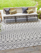 Unique Loom Outdoor Trellis Collection Area Rug - Tribal Trellis (13' Square, Gray/ Black)