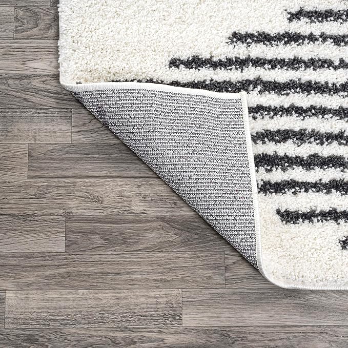 JONATHAN Y Elm Diamond Stripe Shag White/Gray Indoor Area Rug, 4x6, Geometric, Bohemian, Contemporary, Easy-Cleaning for Living Room, Bedroom, Kitchen, Pet Friendly, Non-Shedding (MOH408A-4)