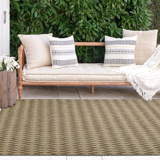 FH Home Flat Woven Outdoor Rug - Waterproof, Easy to Clean, Stain Resistant - Premium Polypropylene Yarn - Geometric - Patio, Deck, Porch, Balcony, Laundry Room - Giza - Sand - 3ft 11 in x 5ft 6in