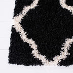 SAFAVIEH Area Rug 8x10 - Dallas Shag Collection - Large - Black & Ivory, Trellis Pattern, Non-Shedding & Easy Cleaning, Plush Thick Pile, Ideal for Living Room, Bedroom, Dining Space (SGD257Z)