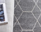 Unique Loom Trellis Frieze Collection Area Rug - Geometric (7' 10" Octagon, Light Gray/ Ivory)