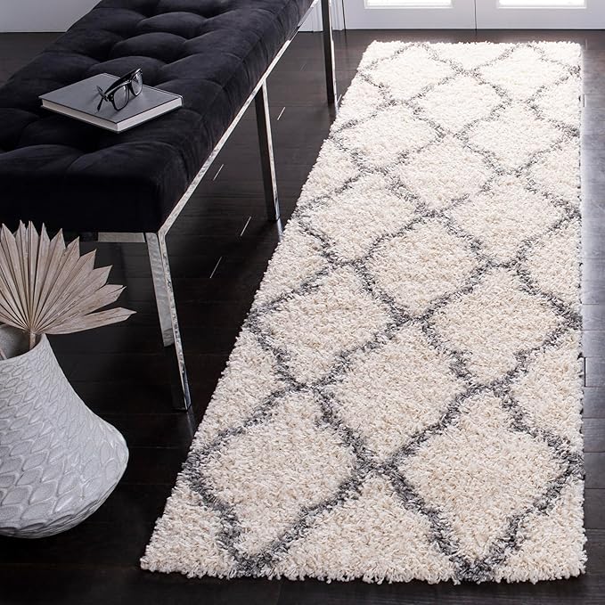 SAFAVIEH Dallas Shag Collection Runner Rug - 2'3" x 20', Ivory & Grey, Trellis Design, Non-Shedding & Easy Care, 1.5-inch Thick Ideal for High Traffic Areas in Living Room, Bedroom (SGD257F)