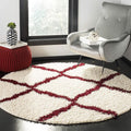 SAFAVIEH Dallas Shag Collection Area Rug - 6' Round, Ivory & Red, Trellis Design, Non-Shedding & Easy Care, 1.5-inch Thick Ideal for High Traffic Areas in Living Room, Bedroom (SGD257R)