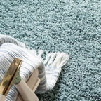 Unique Loom Solid Shag Collection Area Rug (5' 3" Round, Light Slate Blue)