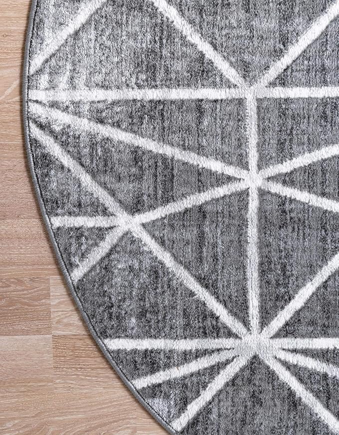 Rugs.com Lattice Trellis Collection Rug – 8 Ft Round Gray Low-Pile Rug Perfect for Kitchens, Dining Rooms